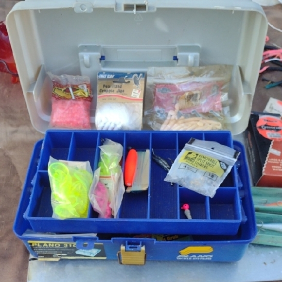 Grandpa's Blue and White Fishing 🎣 NWT Tackle Box - Picture 1 of 2